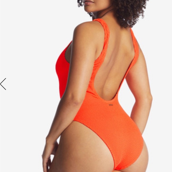 Brand New Billabong Crinkle Swimsuit - Picture 2 of 7